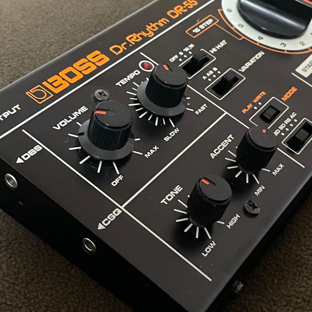 ジャンク品【BOSS】Dr.Rhythm DR-55 The BOSS DR-55 Dr. Rhythm Drum Machine - by Gino Sorcinelli