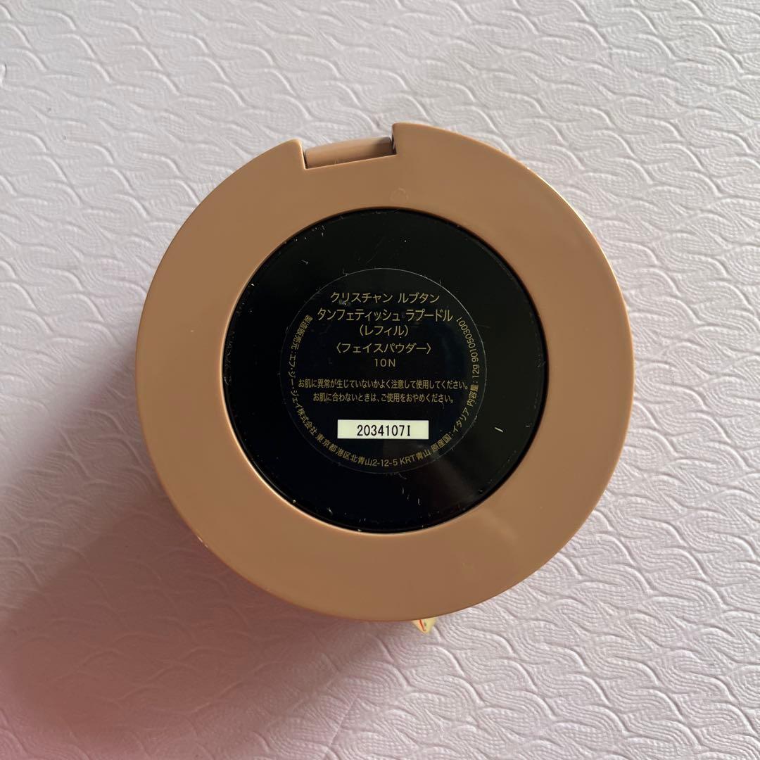 ルブタン 10N タンフェティッシュラプードルフェイスパウダー - メルカリ