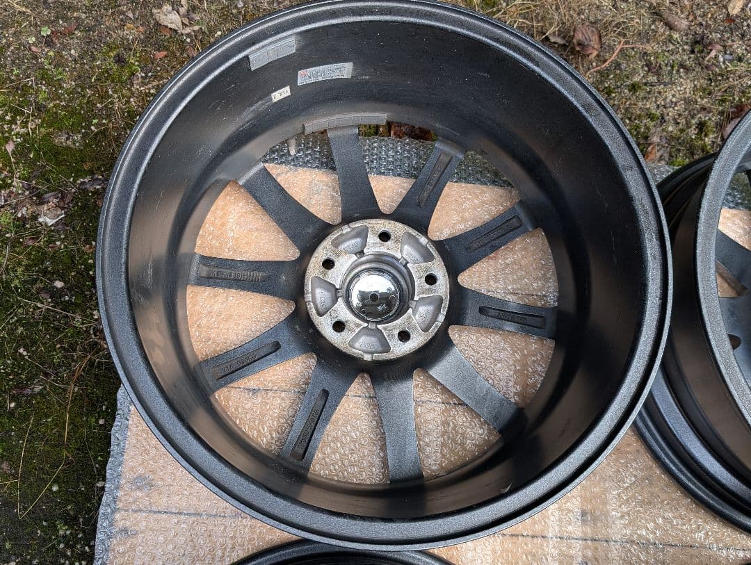 マナレイスポーツ　ユーロスピード　17インチ　7.0J　114.3　5穴　4本