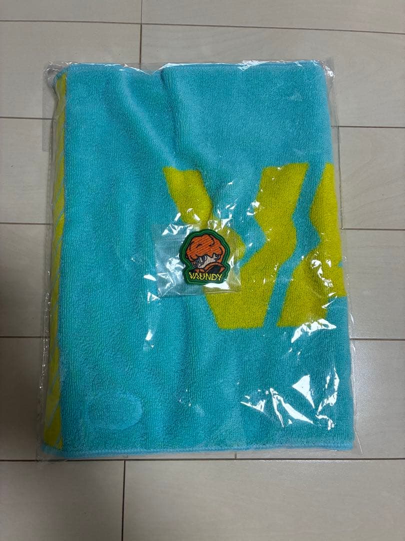 VAUNDY DOME TOUR2026 福岡限定 ロゴタオル+カプセルトイ - メルカリ