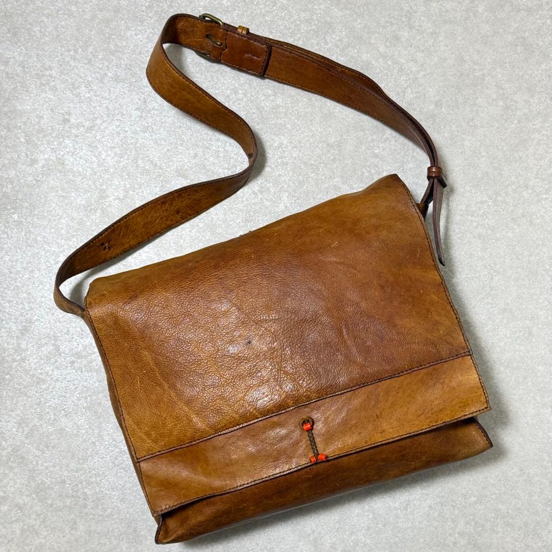 【超希少】HENRY CUIR メッセンジャー　ショルダーバッグ　ラクダ革　刺繍 2026年最新】HENRY CUIR ショルダーバッグの人気アイテム - メルカリ