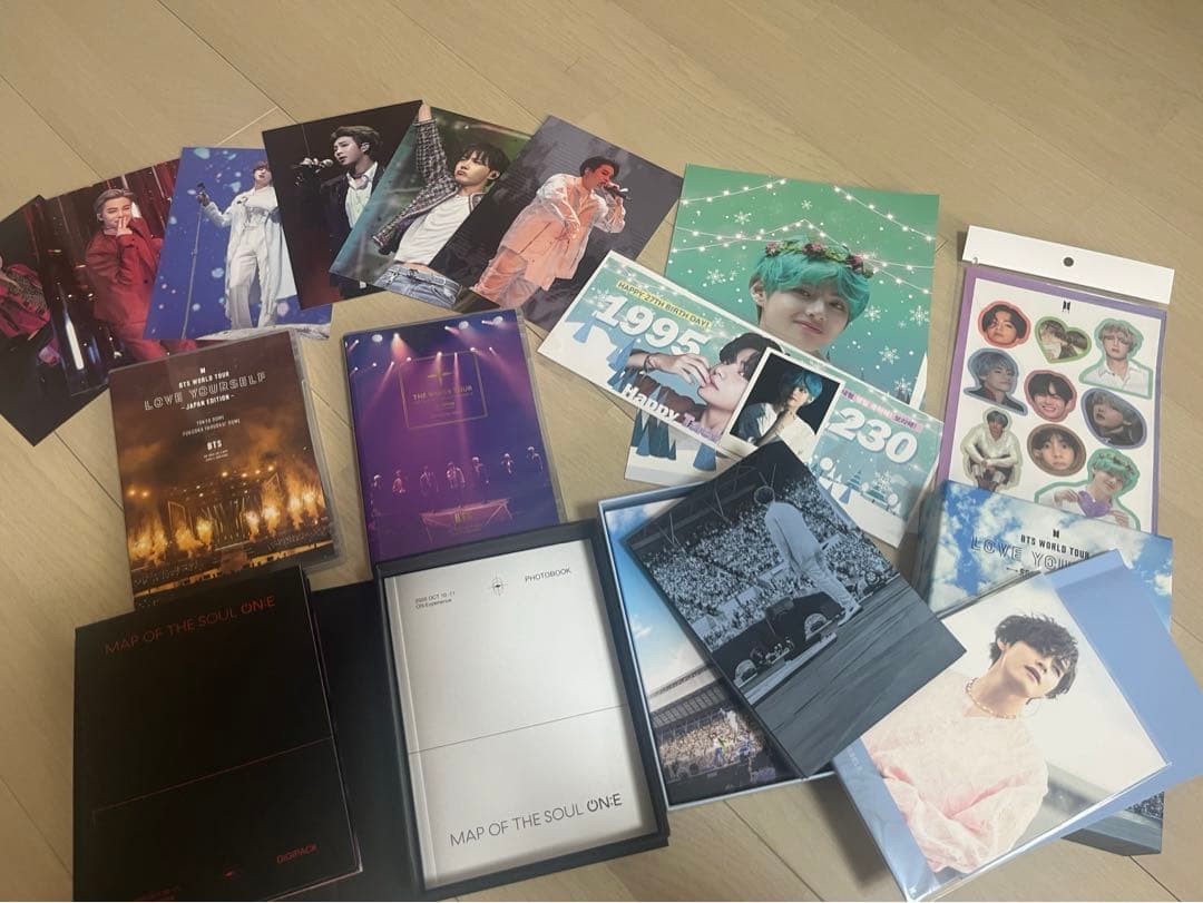 BTS Blu-rayライブDVD4本　テテポスター等グッズ付き BTS(防弾少年団) ライブDVD・ブルーレイ特集｜セブンネットショッピング