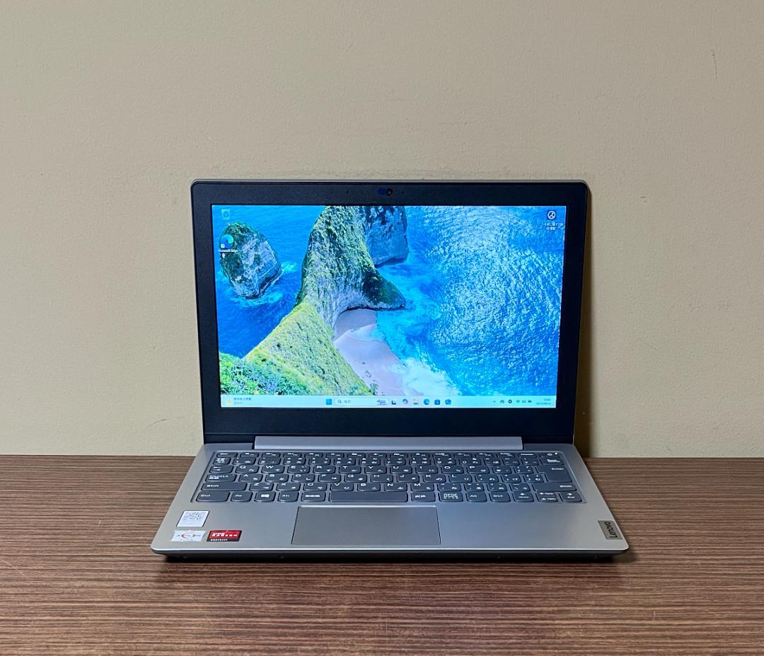 Lenovo IdeaPad 1 11ADA05 4GB、64GB MMC