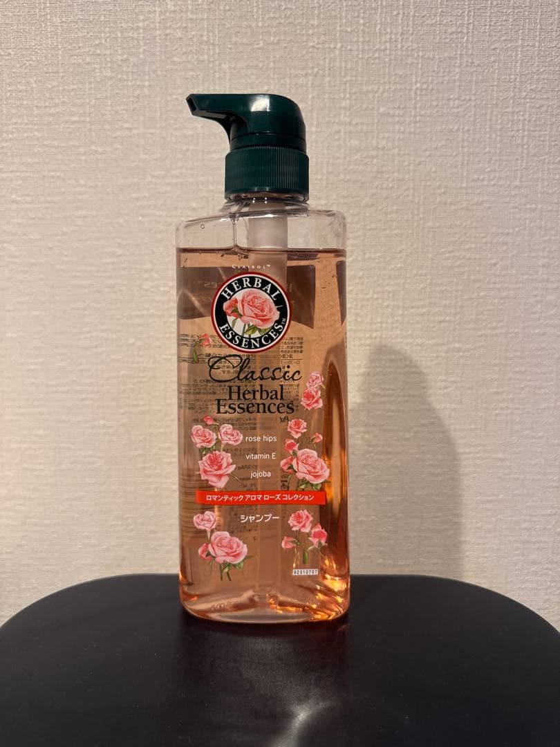 ハーバルエッセンス クラシックシャンプー ローズ 490ml - メルカリ