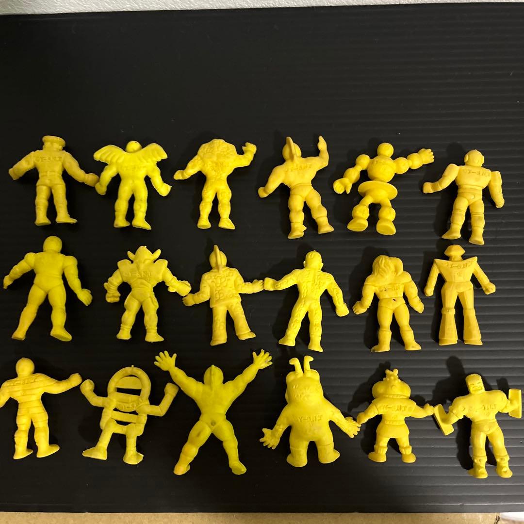 80年代当時物⭐︎アマダ キン消し 黄 18体セット - メルカリ