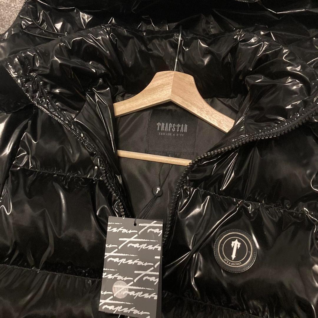 XS～XL Trapstar ダウンジャケット ブラック - メルカリ