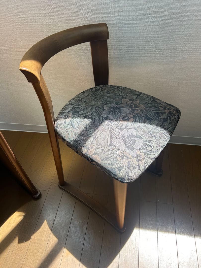 レトロ木製ドレッサー・鏡台・椅子 アンティーク調