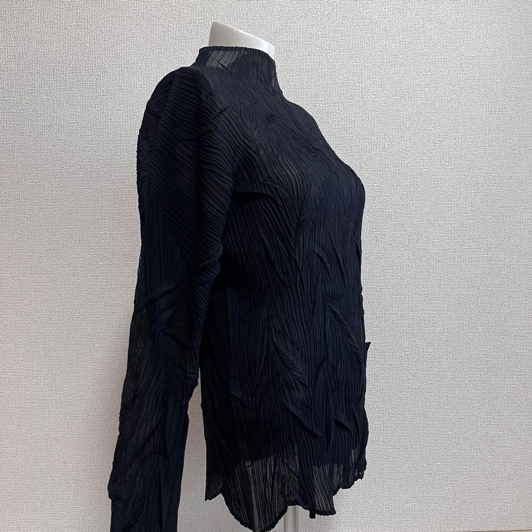 イッセイミヤケ 立体プリーツ 3D ハイネック プルオーバー トップス