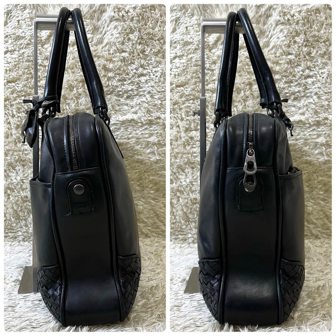 ボッテガヴェネタビジネスバッグイントレチャートレザーブラックA4可能