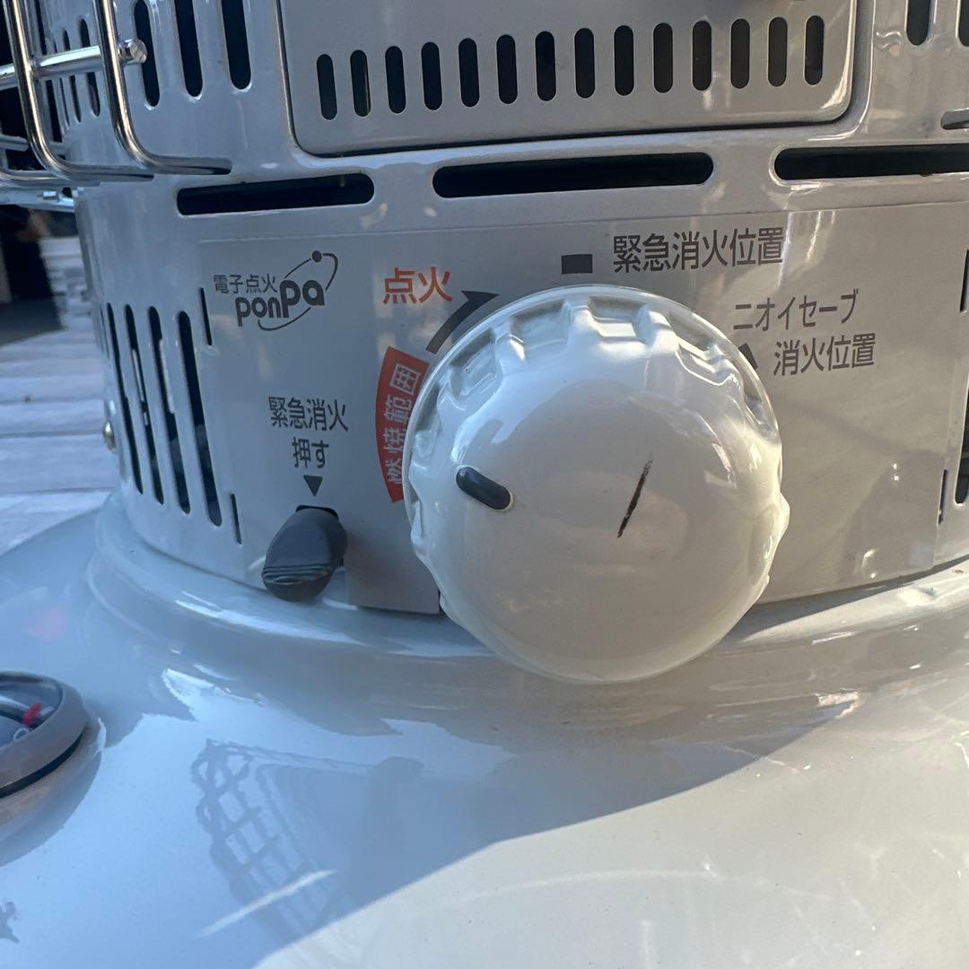 タカチャン様専用 2022年製 トヨトミ 石油ストーブ KS67HW おまけ付き