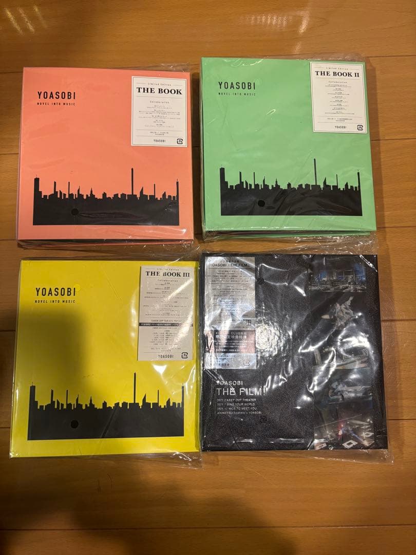 YOASOBI THE BOOK I, II, III 4枚セット - メルカリ