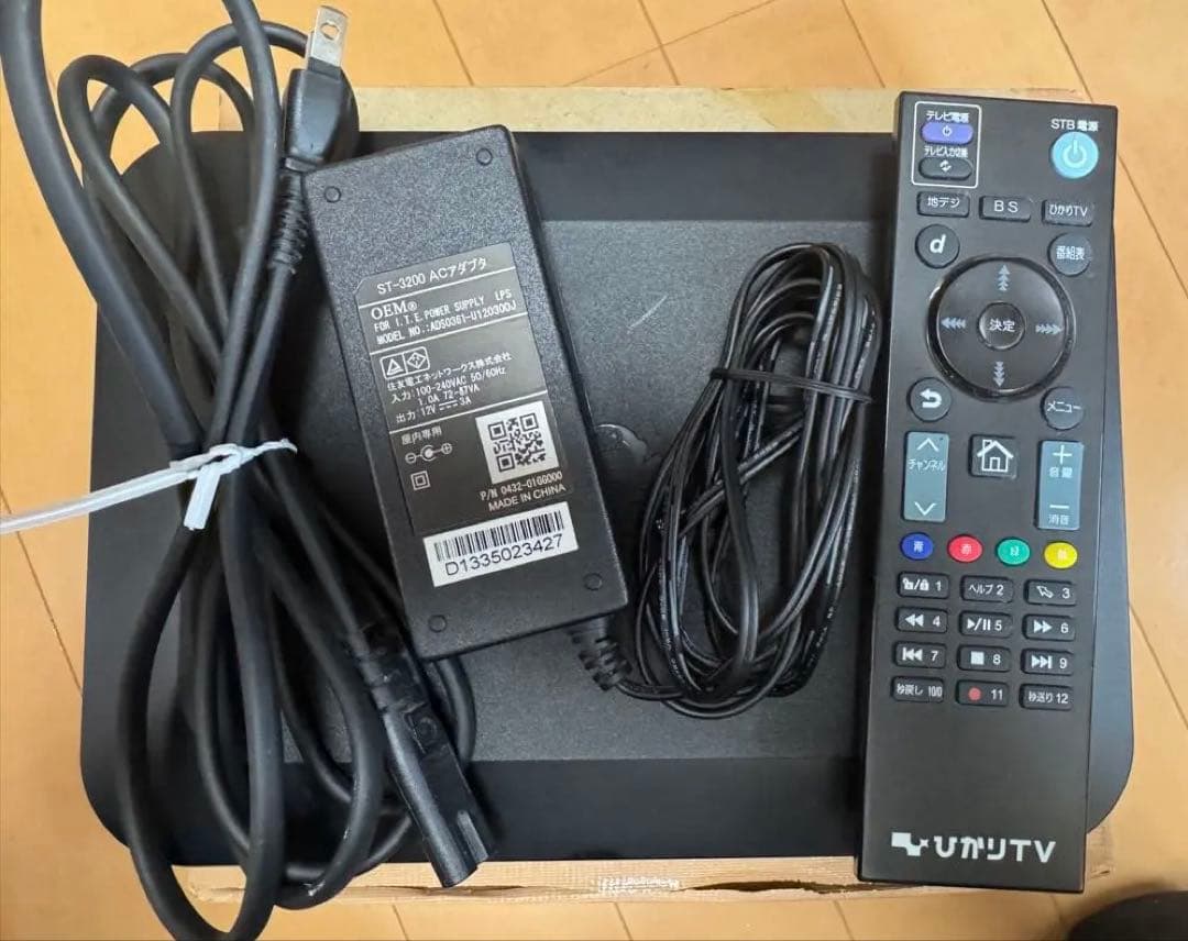 ひかりTVチューナーST-3200 トリプルチューナー リモコン難あり - メルカリ