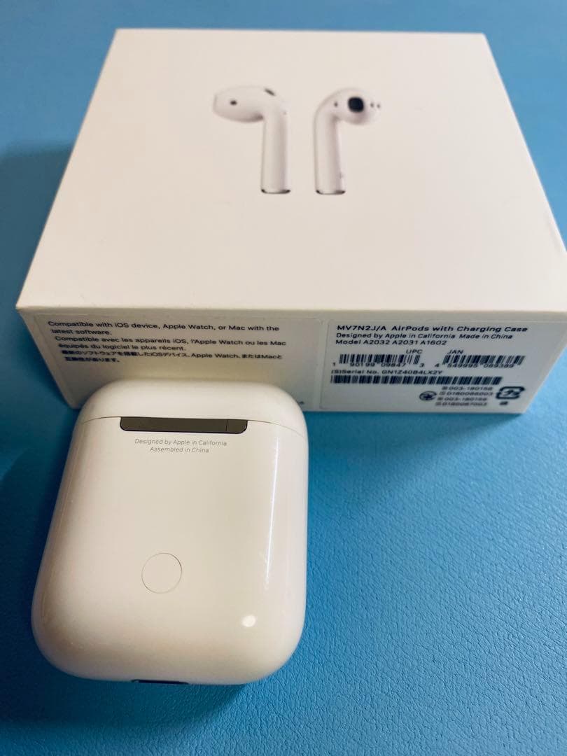 AirPods 第二世代 充電ケースのみ A1602 VZRB - メルカリ