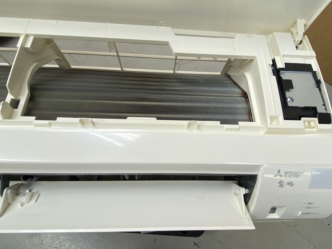 MITSUBISHI ルームエアコン MSZ-GE2221-W 2021年製