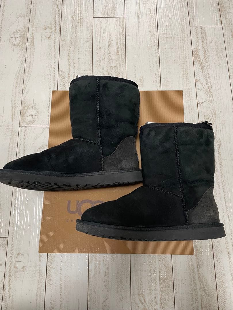 UGG ムートンブーツ クラシックショート 黒 ブラック 24cm サ