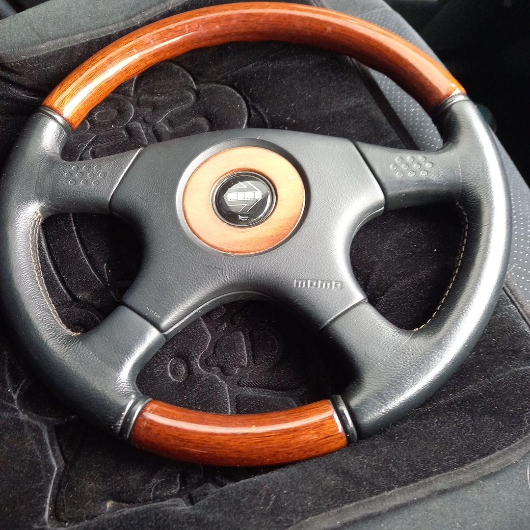 momo スポーツウッドステアリング - メルカリ