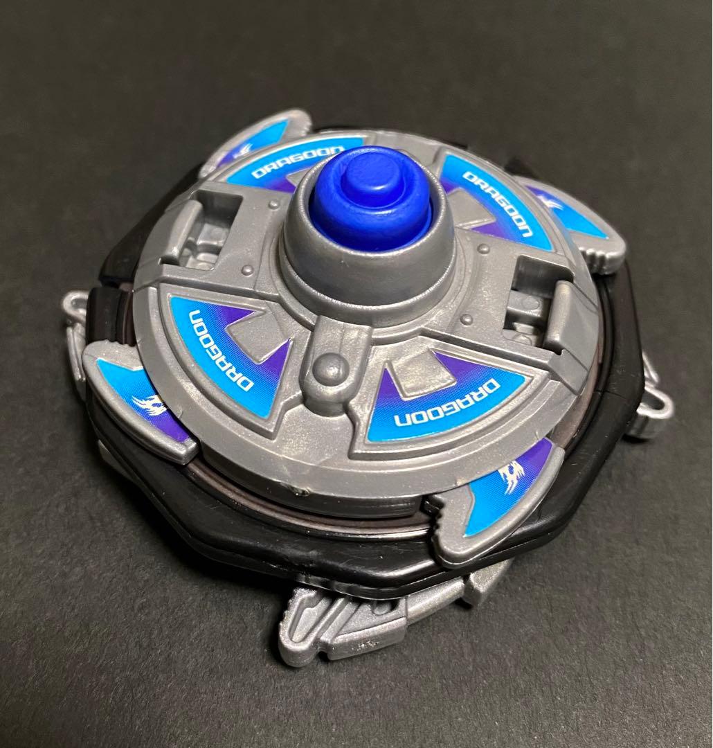 ドラグーンV2 シルバーVer. 爆転シュートベイブレード - メルカリ