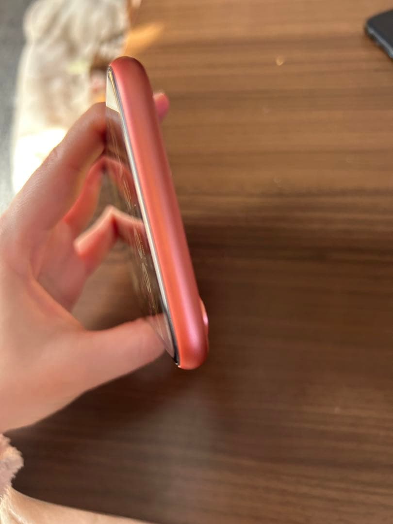 iPhone XR 64GB コーラル SIMフリー バッテリー95% 美品 - メルカリ