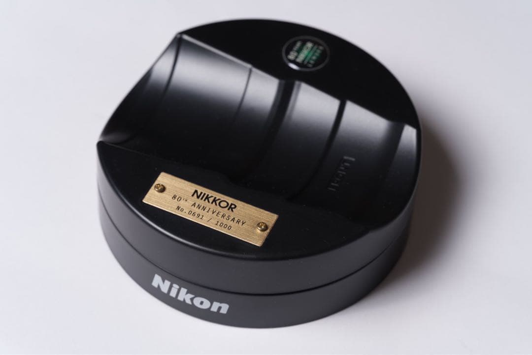 80周年記念オリジナル NIKKOR レンズクロック - メルカリ