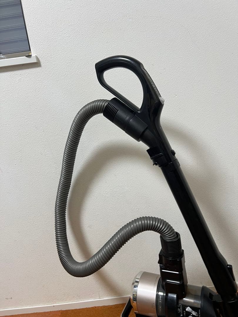 ゆきんこ様専用 東芝 2020年製 VC-BK750X-N サイクロン式掃除機 - メルカリ