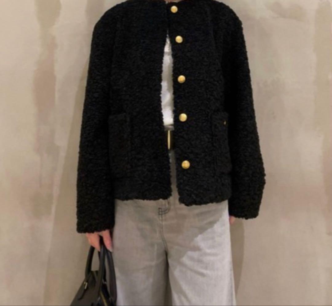 ミラオーウェン 金釦ノーカラーコンパクトボアジャケット - メルカリ