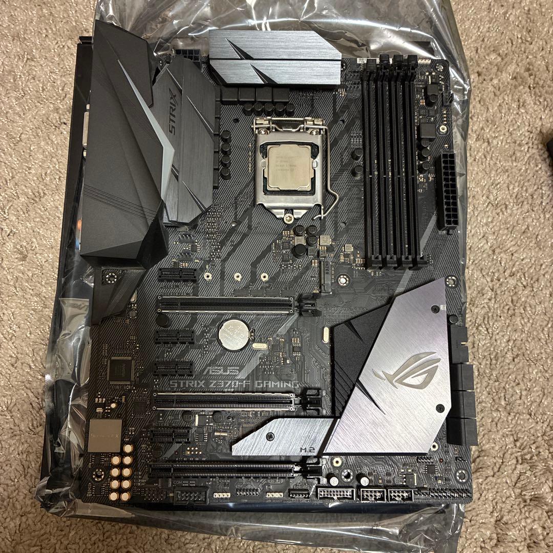 ROG STRIX Z370-F, Intel core i7 8700K