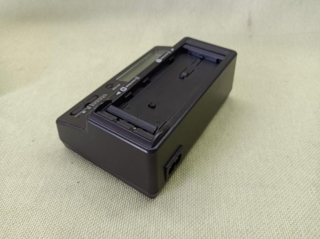 都《XHNHV》Sony 　DCR-PC100　デジタルビデオカメラレコーダー