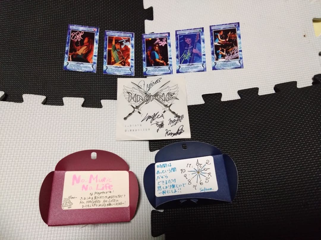 柴*！様 HAGANE『DEMO Ⅱ』＋フォトカード＋メッセージカード フォトメッセージカード No.1110 Lサイズ 2面 スクウェア レッド