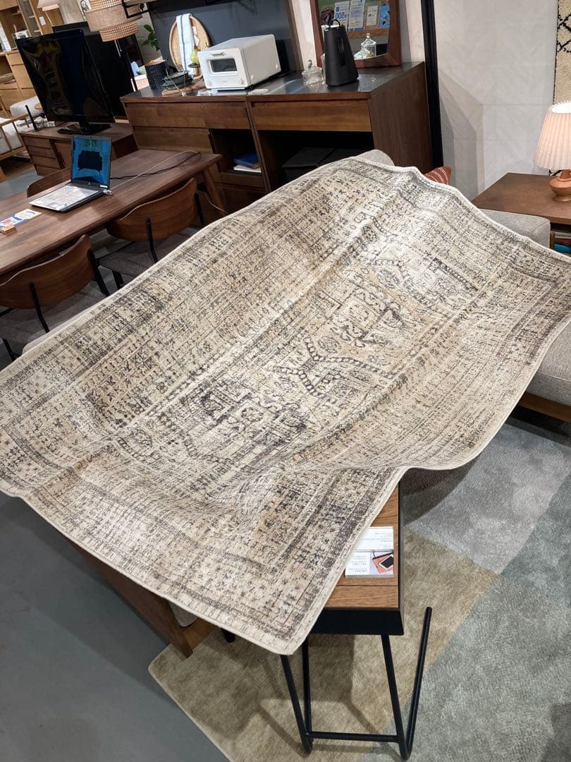 みるみる様専用 unicoラグ NEVELネヴェル ベージュ 120×180cm - メルカリ