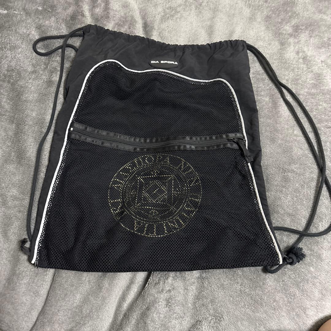 ディアスポラスケートボードナップザックDiaspora skateboards DIASPORA SKATEBOARDS MESH KNAPSACK(BLACK/SAND) – Re'verth ONLINE SHOP