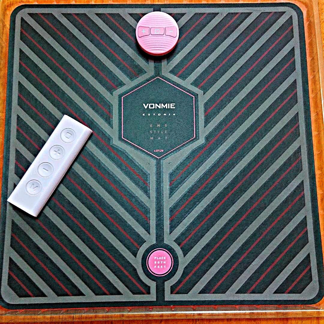 足をのせてるだけで理想の美脚マット!相談があれば半額にさせていただきます。