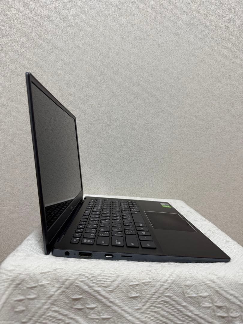 Dell Vostro 5391 -i7 /512GB フルHD光沢ディスプレイ