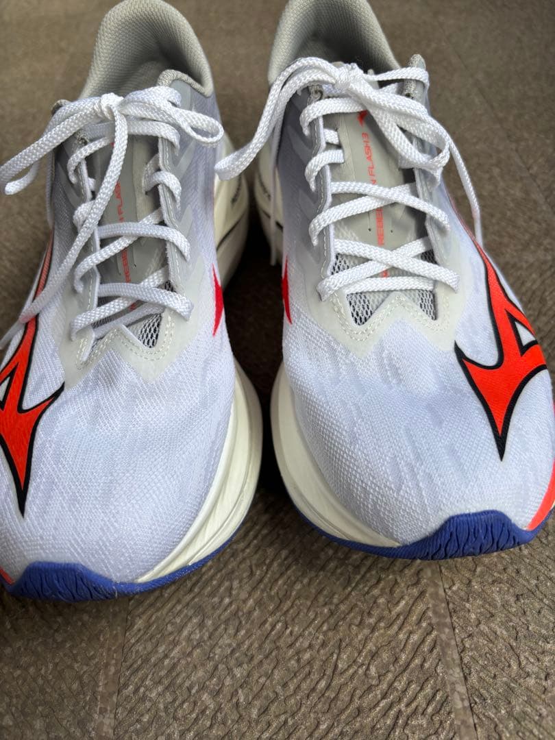 Mizuno ミズノ　ウェーブリベリオンフラッシュ3 26.5cm