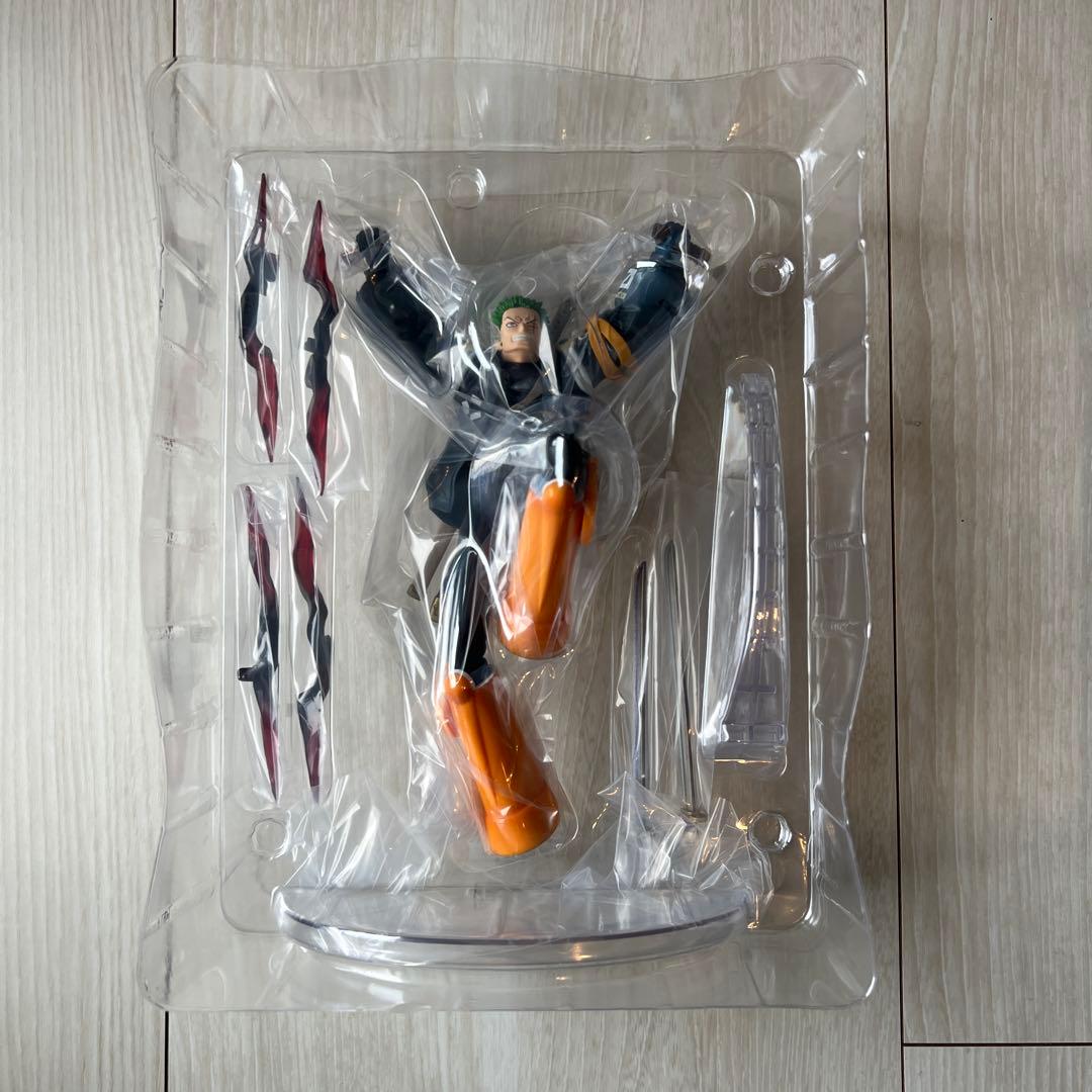 バンダイ MASTERLISE IXPIECE ロロノア・ゾロ - メルカリ