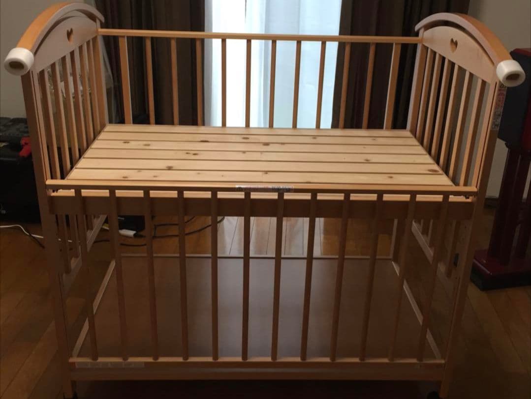 高級 安心のサワベビー ベビーベッド