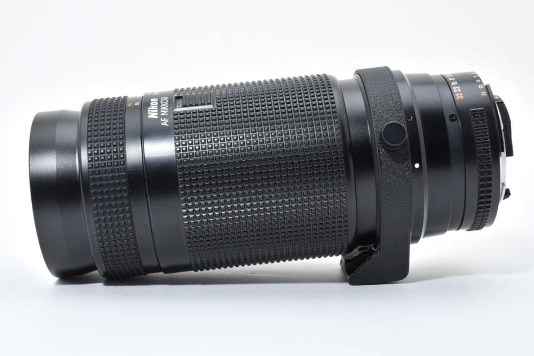 ★極上美品★ニコン AF 75-300mm F4.5-5.6 三脚座付き#575
