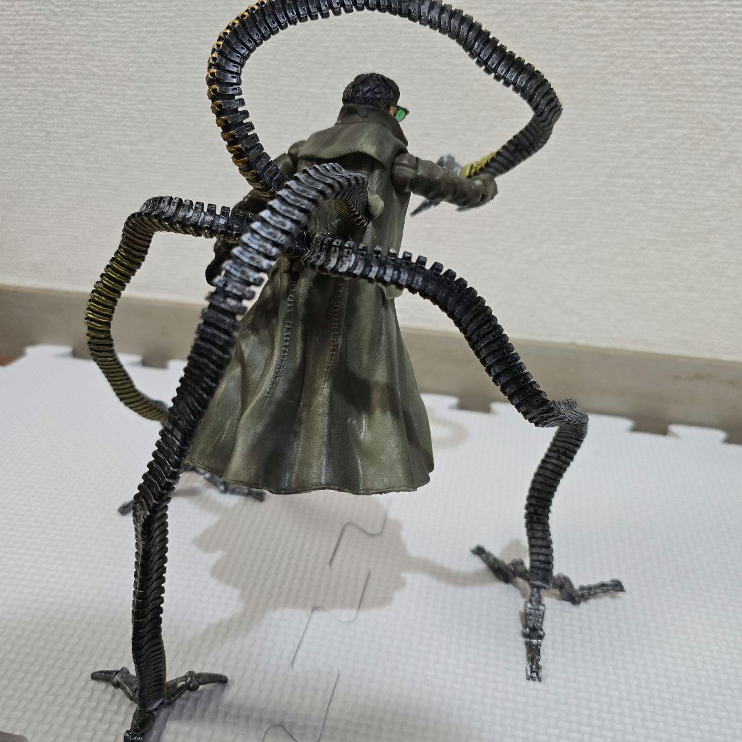 説明必読】マーベルレジェンド ドクターオクトパス ドックオク