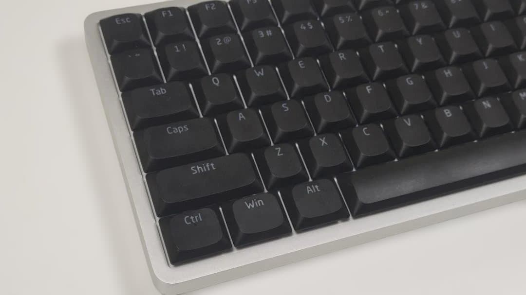 特別限定カスタム】LOFREE FLOW2シルバー（84キー） ×静音ピンク軸