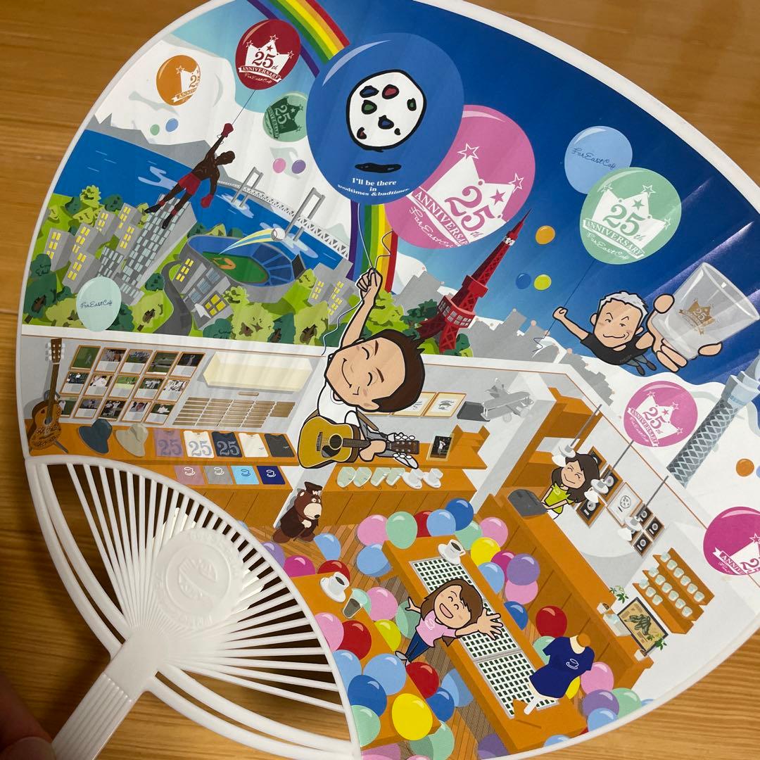 u*5様 小田和正 FAR EAST CAFE 25周年記念グッズ うちわ - メルカリ