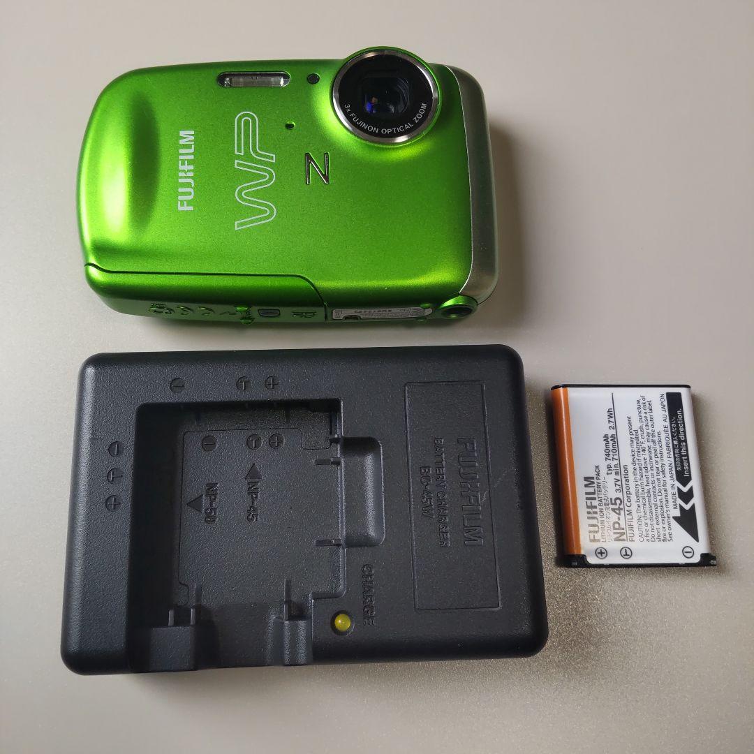 美品 FinePix Z33WP デジカメ 防水 トワイス モモ 愛用モデル - メルカリ