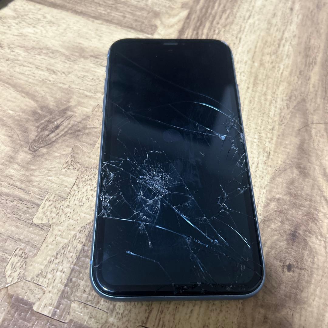 iPhoneXR 液晶割れジャンク品 128gb simフリー L108409380 - 携帯電話