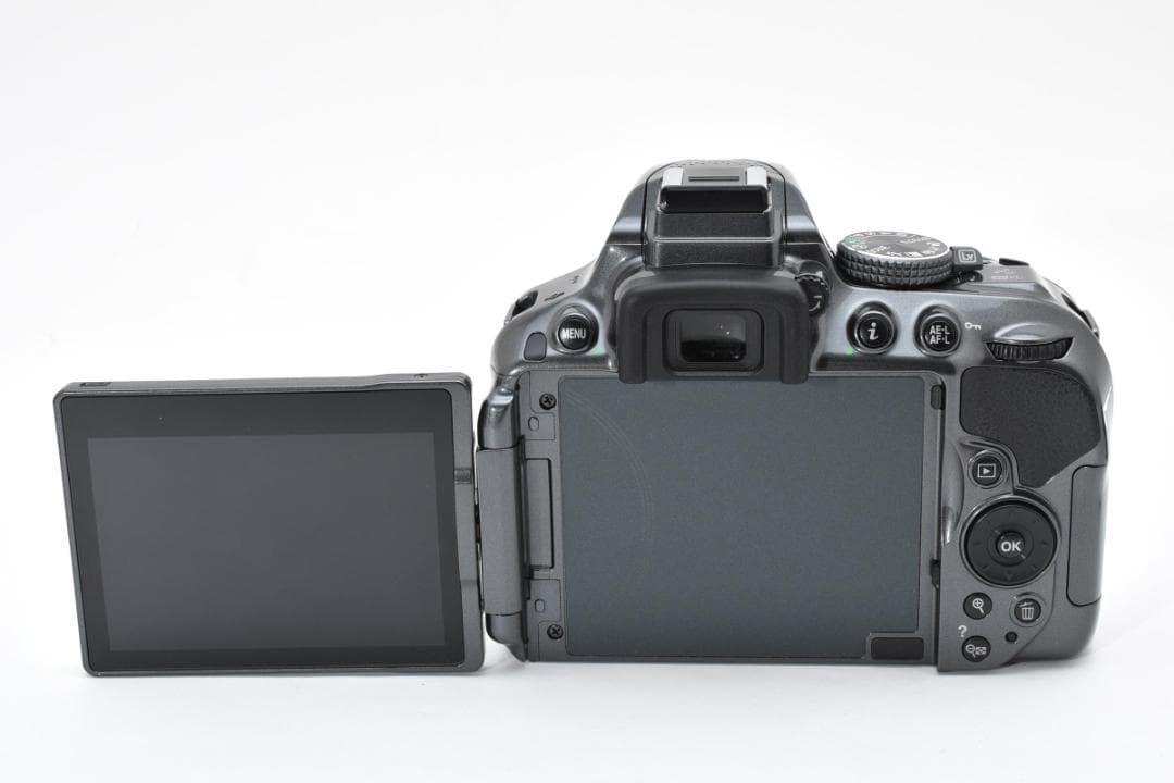 美品❤️ ショット数994回 ✨Nikon D5300 希少✨Wi-Fi搭載 - メルカリ