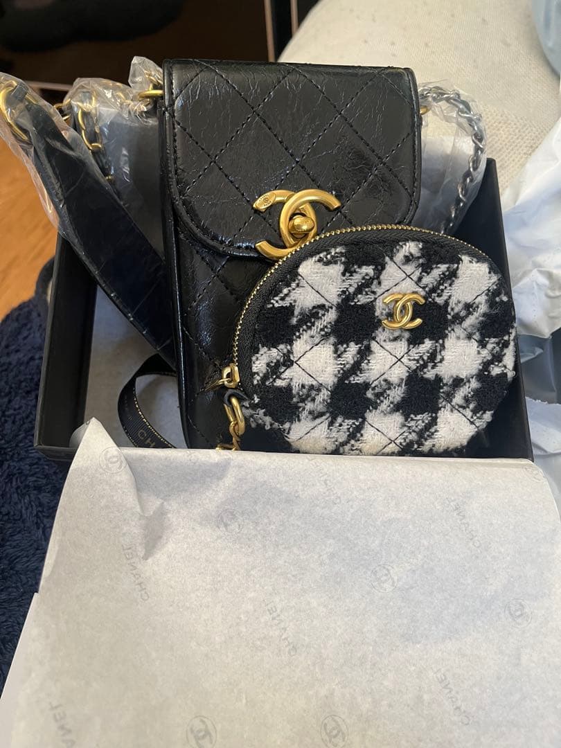 VIP限定ノベルティ✨非売品ノベルティ スマホポーチ＆ミニバッグ　BOX付 シャネル CHANEL ノベルティ ショルダーバッグ VIPギフト ミニバッグ