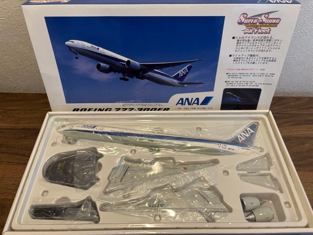 美品】BOEING 777-300ER ANA スーパーサウンド 1/200 - メルカリ