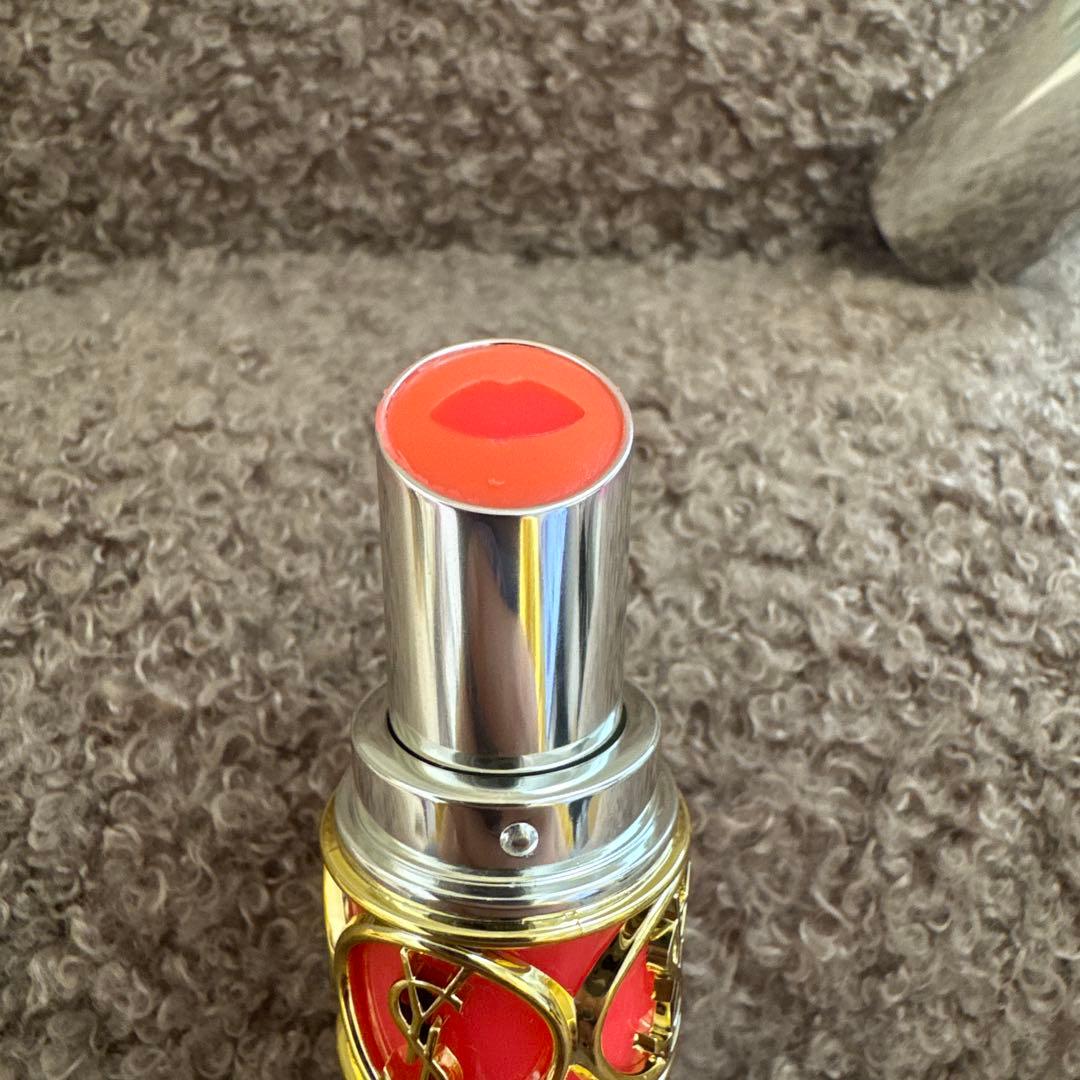 ヴォリュプテティントインバーム9 口紅 イヴ・サンローラン - メルカリ