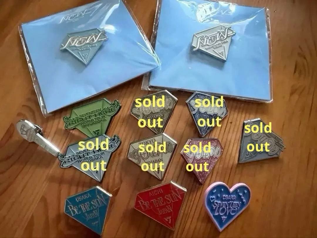 SEVENTEEN ピンバッジ 14個セット - メルカリ