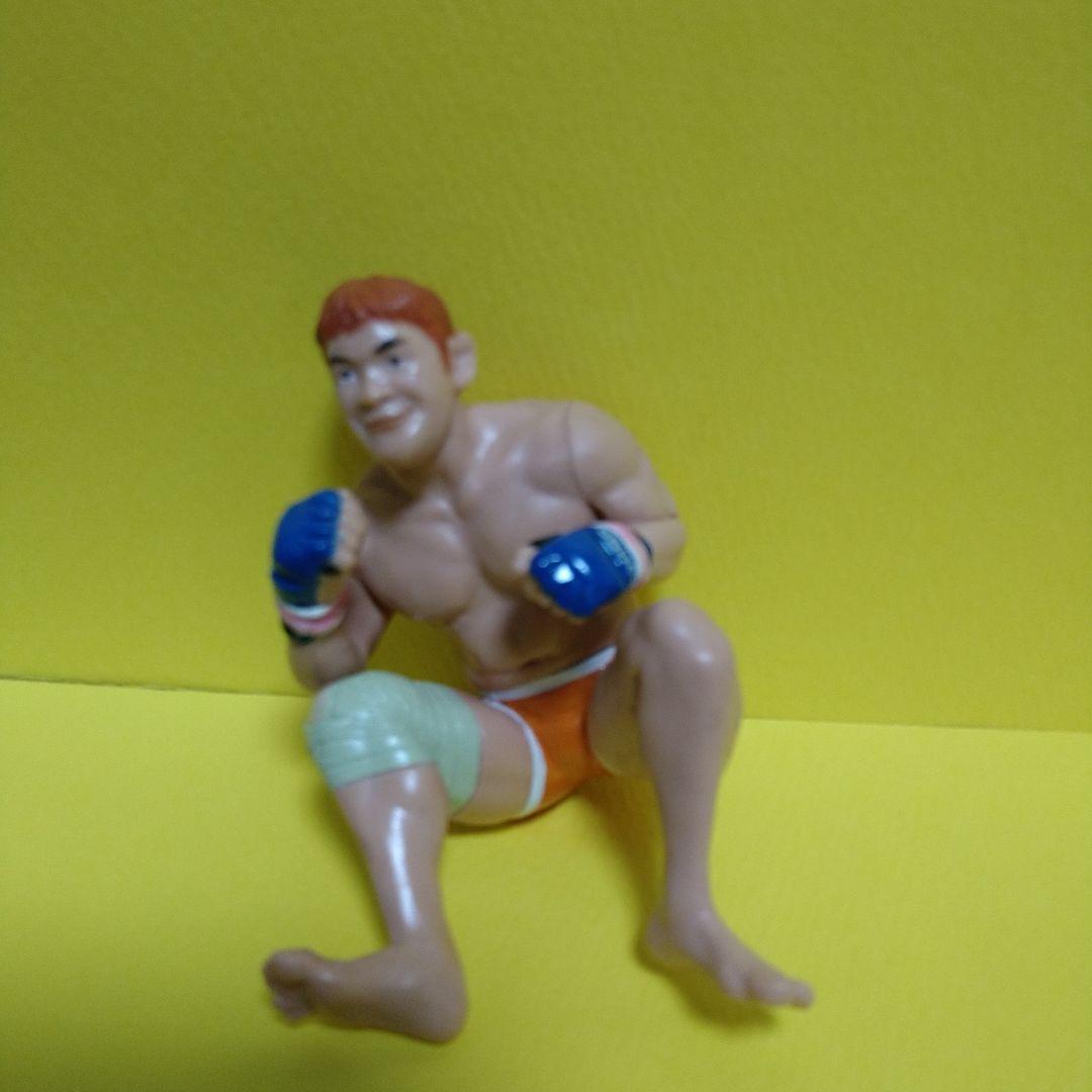 アントニオ猪木、小川直也、大仁田厚、桜庭和志、春一番のフィギュア7体