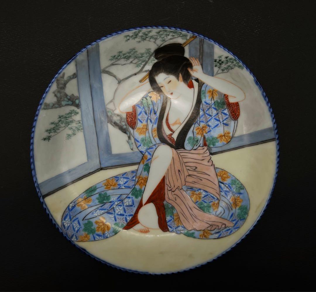 古美術 超希少品 手描き 春宫美人皿 飾り皿 九谷焼 飾皿 10号・牡丹鳥 （皿立付）/ 光崖窯（こうがいがま） | 飾皿