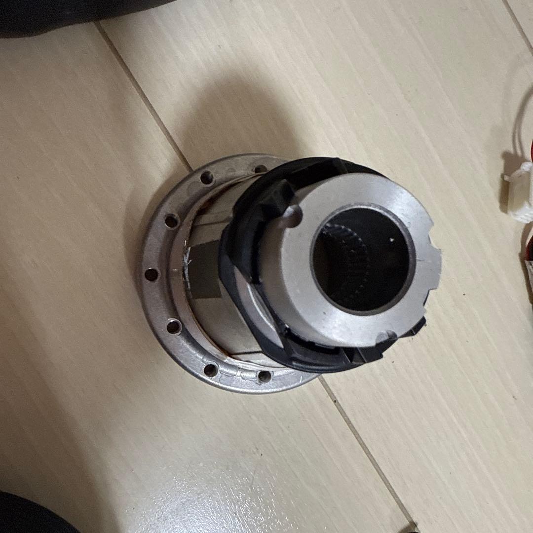 personal ナルディ ステアリング 中古品 ボスセット レガシィBR9