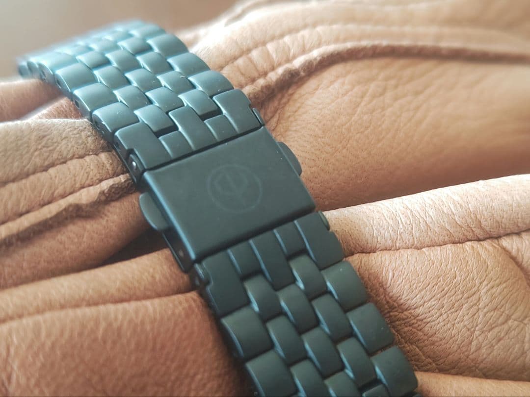 レア CASIO RAG & BONE A1000 ブラック17cmくらい - メルカリ